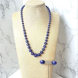 VINTAGE Resin Pearlized Necklace & Earrings Set